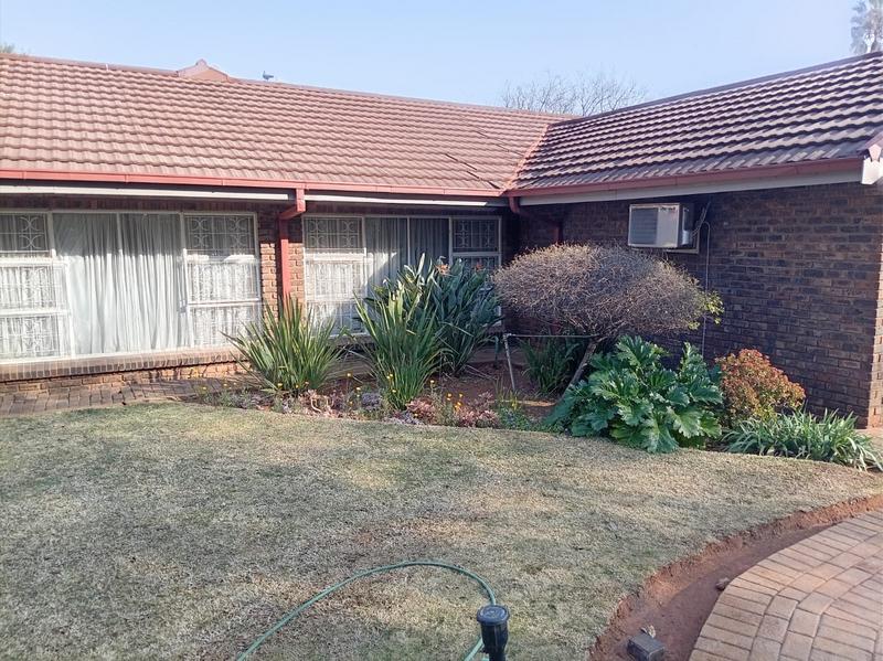 4 Bedroom Property for Sale in Stilfontein North West